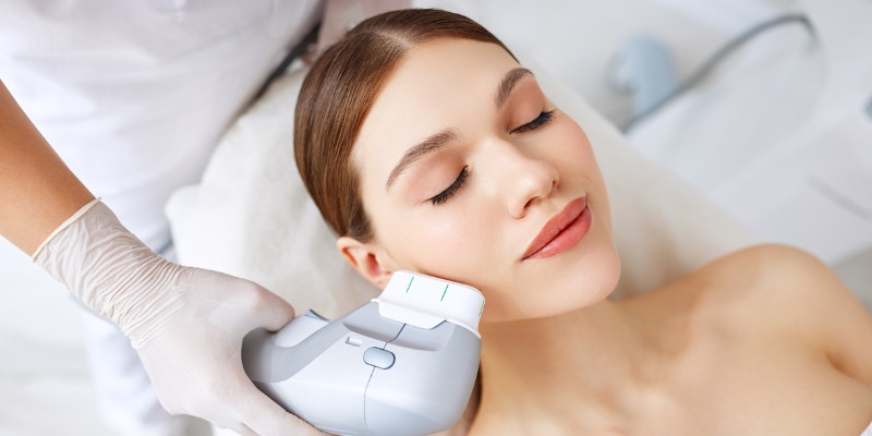 How Fat Freezing and HIFU Work Together? 4 book a personalised consultation of Fat Freezing and HIFU Together Billericay